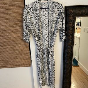 Novella Royale The Jane Robe in Vanilla Bordeaux